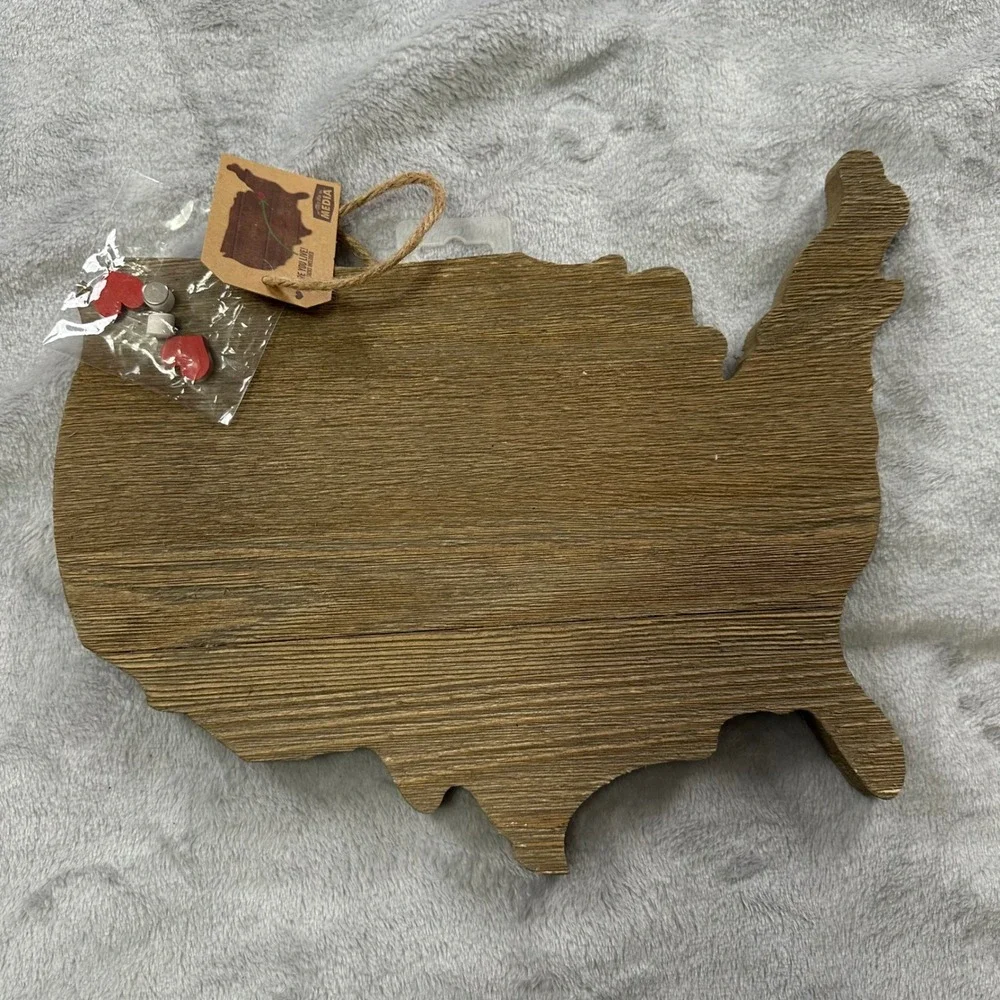 Jillibean Soup USA Wood Plank Wall Art Brown Rustic Map Heart Tacks AmericanaNEW